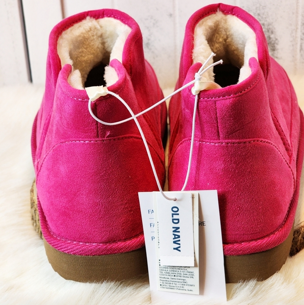 Old Navy Faux Suede Bootie Slippers - Picture 5 of 9